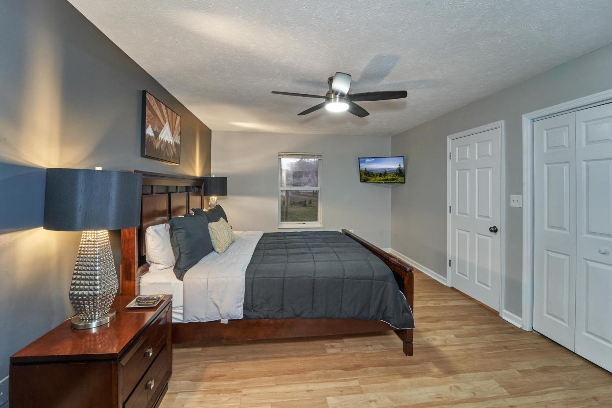 Entertainment Galore! Luxurious Property, Spectacular & Peaceful Setting, Great Location, Close To Major Attractions!! Pigeon Forge Exterior foto