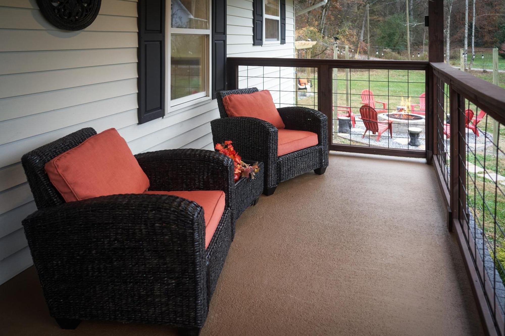 Entertainment Galore! Luxurious Property, Spectacular & Peaceful Setting, Great Location, Close To Major Attractions!! Pigeon Forge Exterior foto